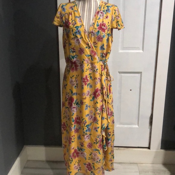 Xhilaration Dresses & Skirts - Xhilaration Summer dress